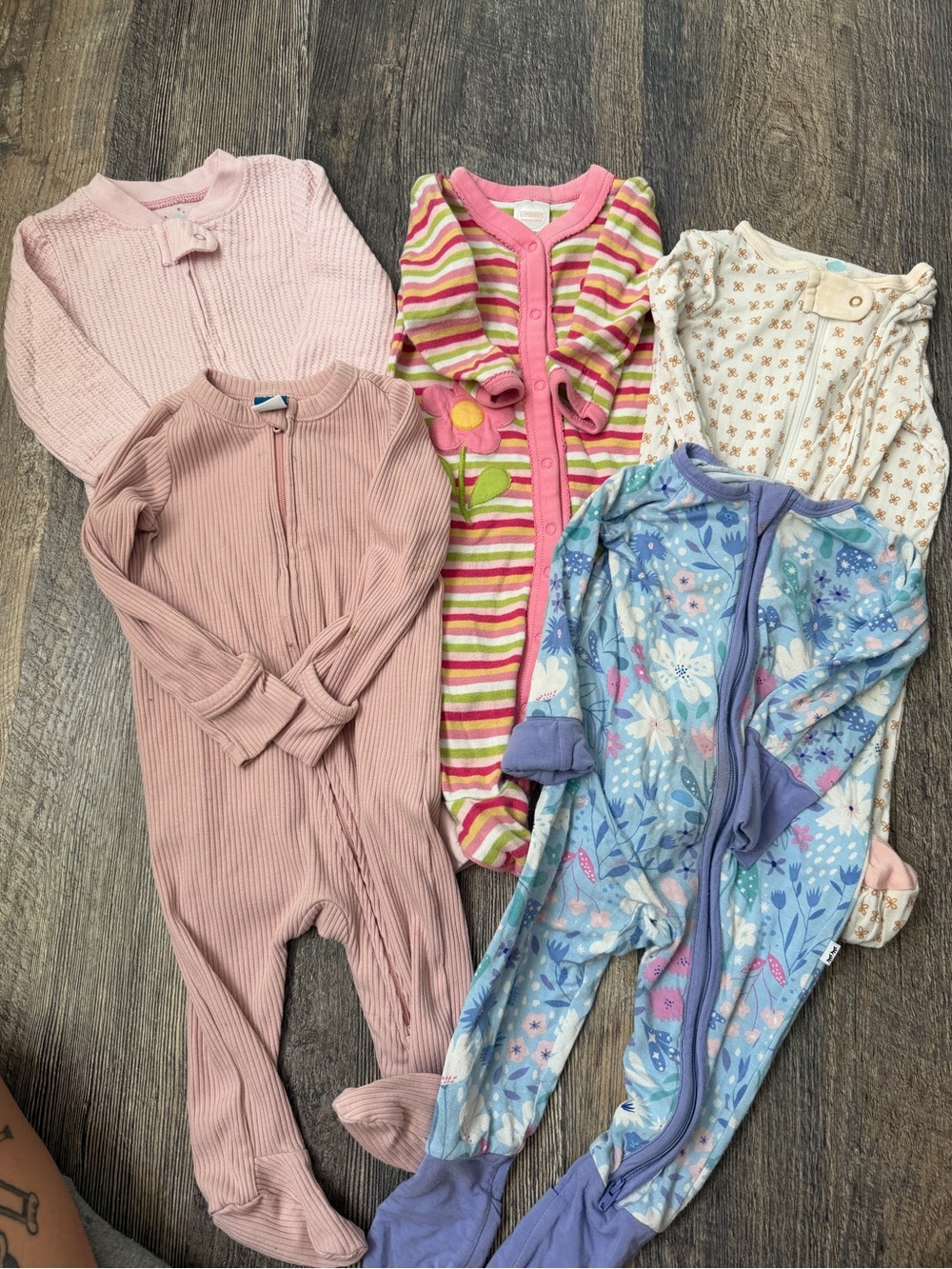 Old Navy Baby Girls Footed One-Piece Sleepers in Pink, Blue, Cream, Floral